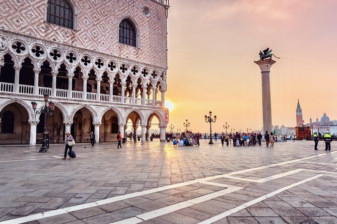 Skip the line Doge's Palace Guided Walking Tour in Venice - Entering Doge’s Palace Fast from St. Mark’s Square