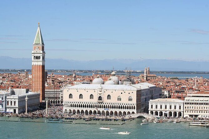 Skip the Line St Mark’s Basilica and Doge’s Palace Exclusive Tour - St Mark’s Basilica: golden mosaics and marble that deserve time