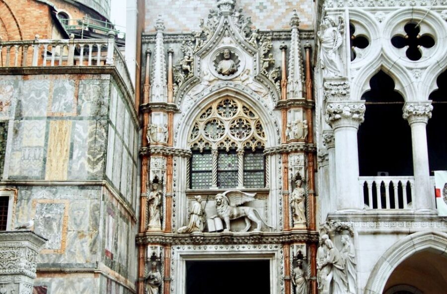 Venice: Basilica and Doge's Palace Tour with Gondola Ride - Price and Value: Is $158.60 Worth It?