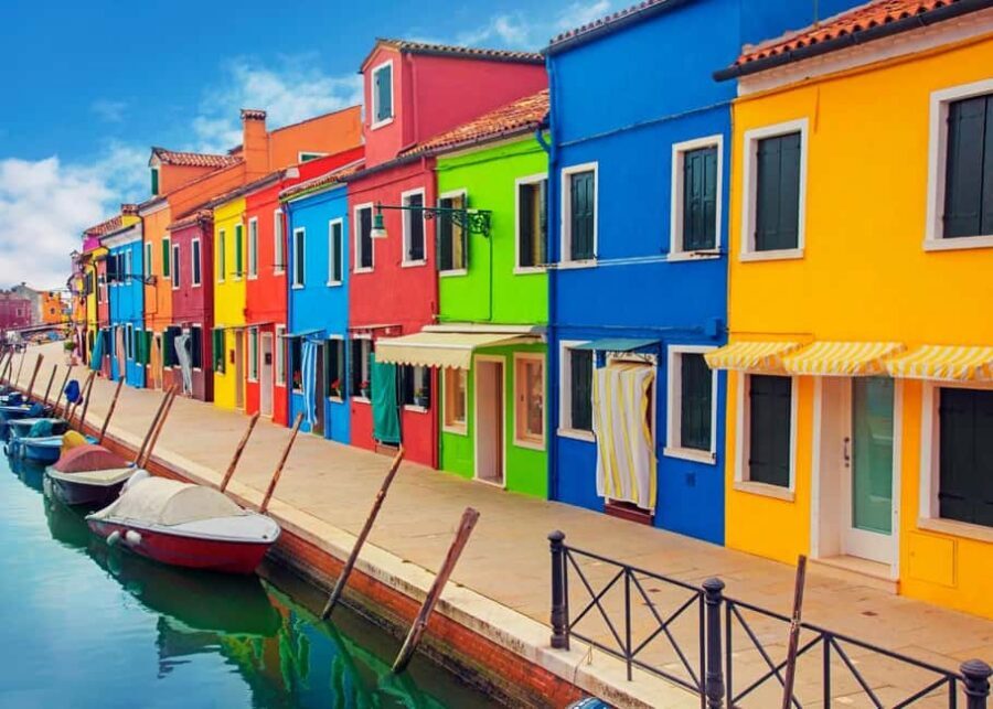 Venice: Basilica, Doge's Palace, Gondola and Lagoon Islands - Burano and lagoon islands: color, pace, and the meaning of “islands”