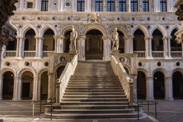 Venice: Doge's Palace Skip-the-Line Ticket with Guidebook - Finding your start point: St. Mark’s Square to Calle de le Rasse