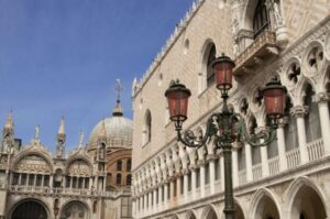 Venice: Private 2-Hour Doge's Palace Tour - Priority Entry from the Column Next to Palazzo Ducale