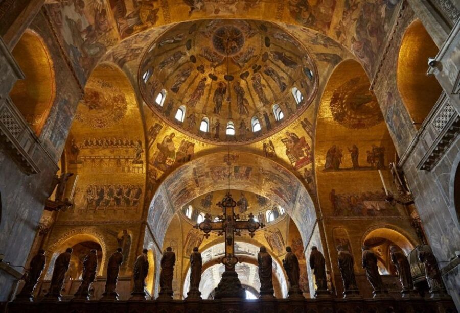 Venice: St. Mark's Basilica Tour with Doge's Palace Option - Doge’s Palace Upgrade: Power Rooms, Then the Prison Story