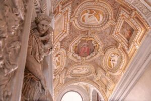 Venice: St Mark's, Doge's Palace, Murano & Burano Day Tour - Entering St Mark’s Basilica: What You’ll See and How to Prepare